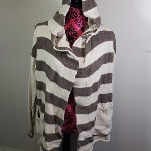3💝 for $25 Gap Body Hooded Cardigan